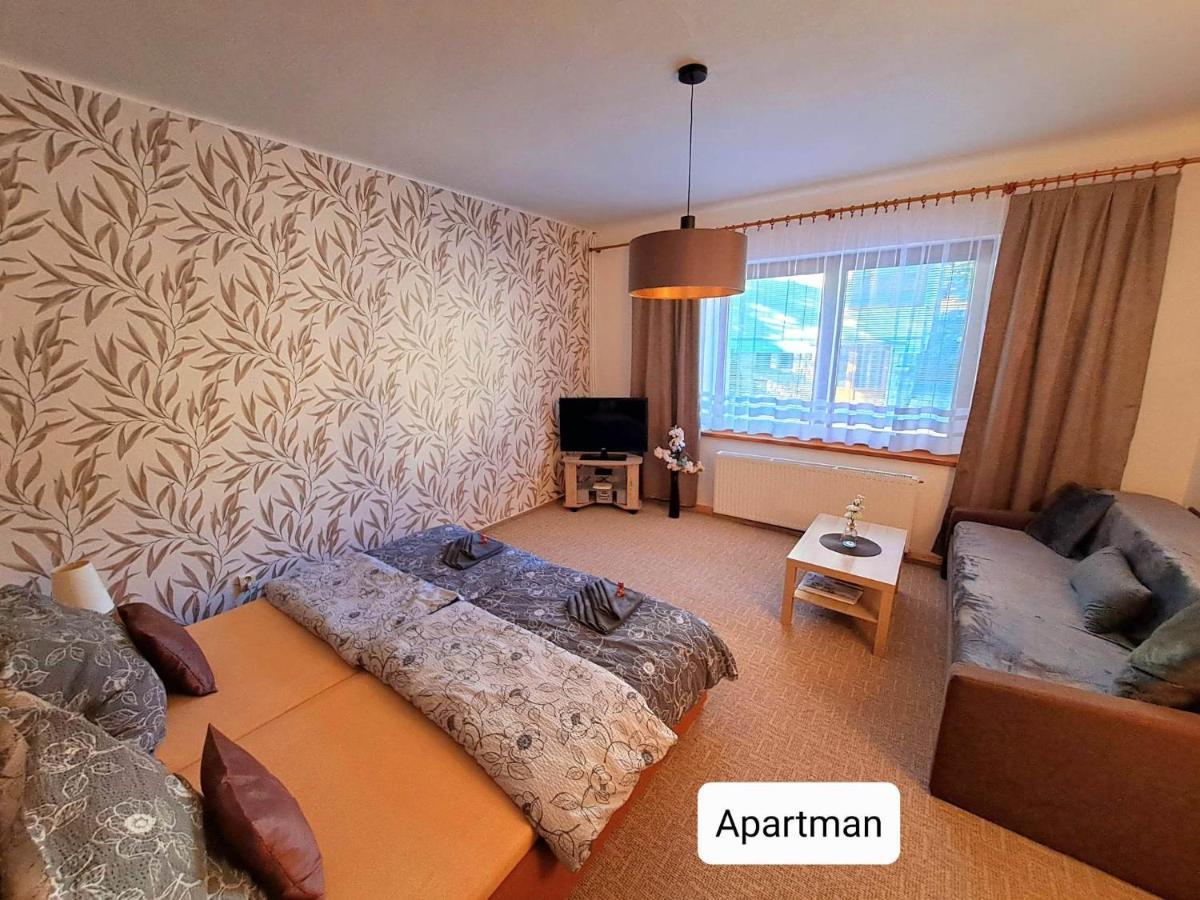 Apartamento Dum Tamara Luhačovice Exterior foto